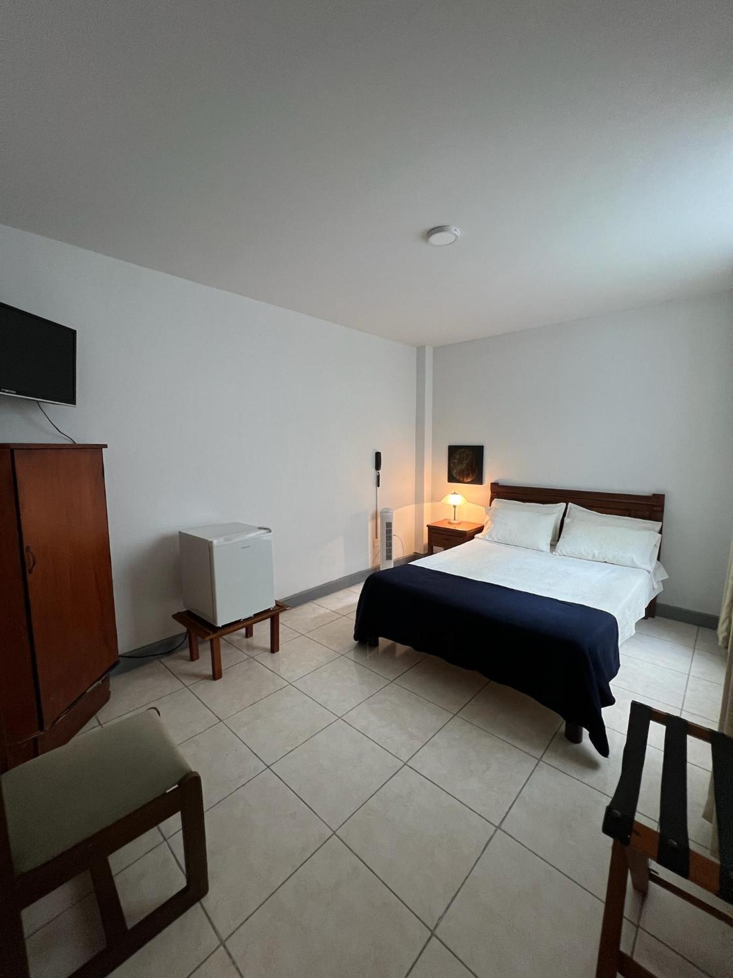 Hotel Armenia Centro Экстерьер фото
