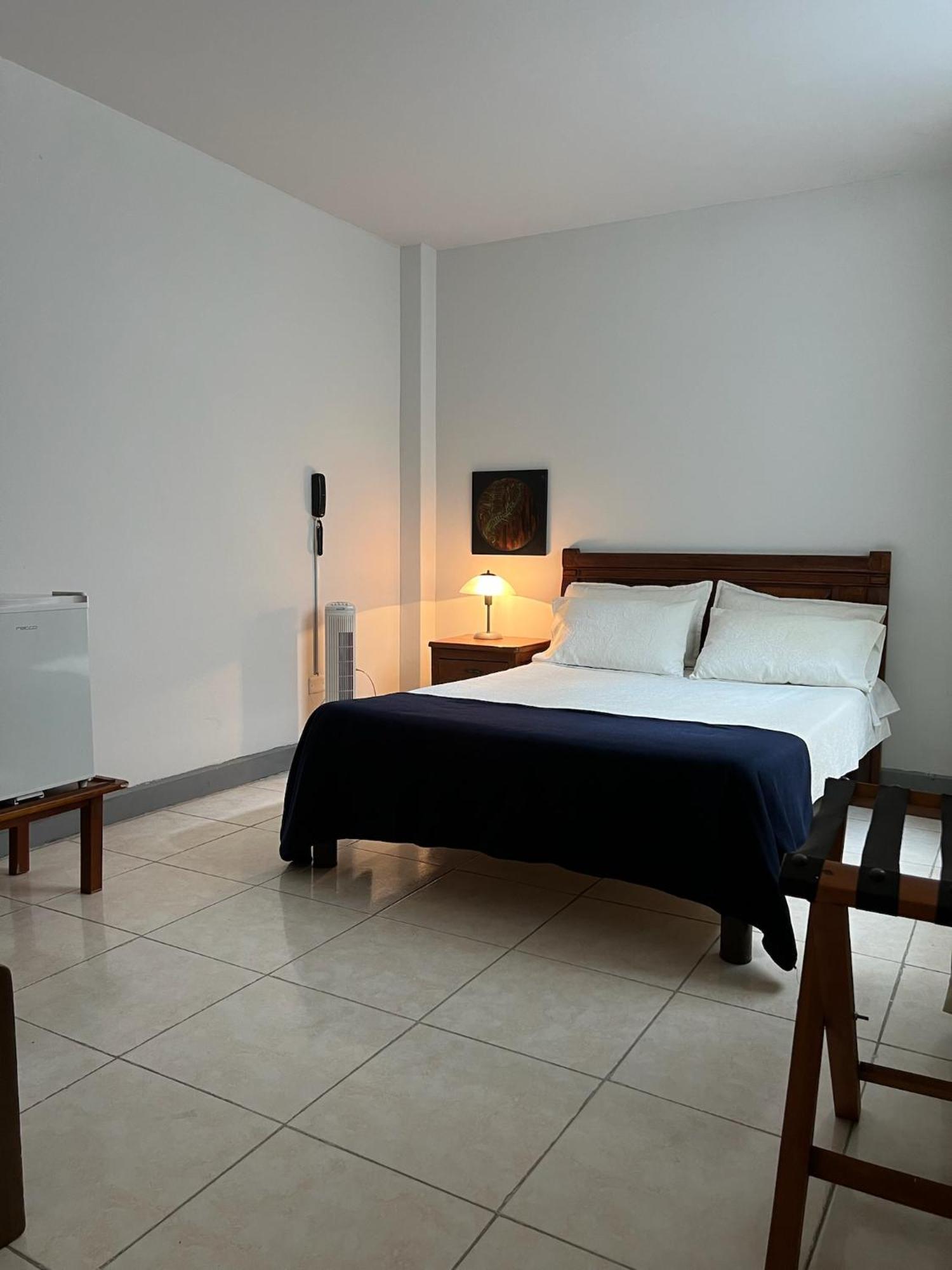 Hotel Armenia Centro Экстерьер фото