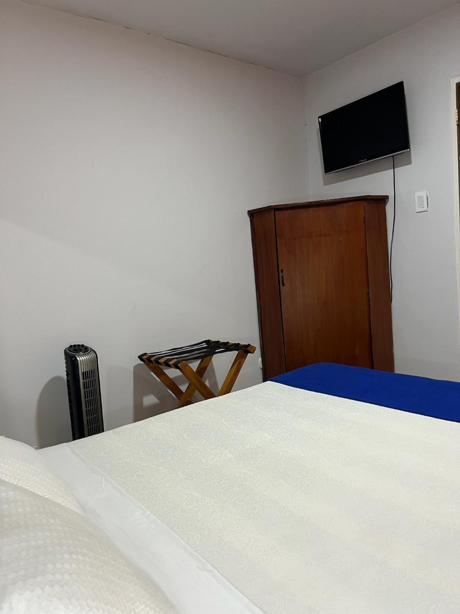 Hotel Armenia Centro Экстерьер фото