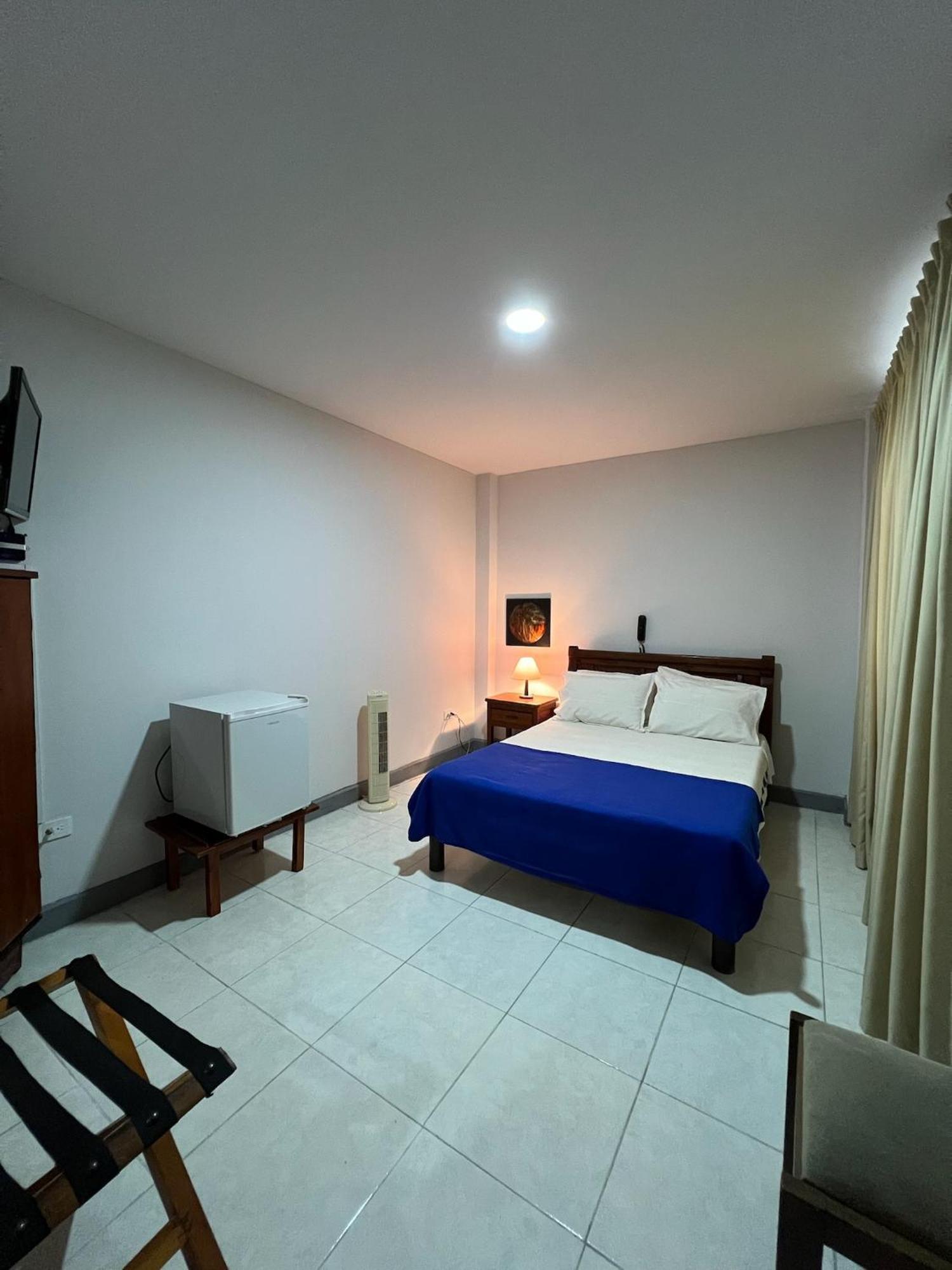 Hotel Armenia Centro Экстерьер фото