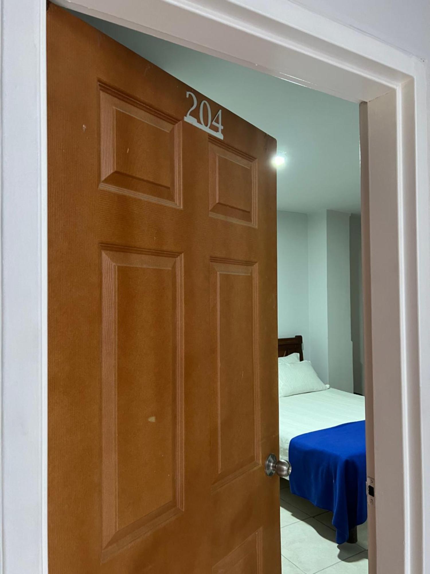 Hotel Armenia Centro Экстерьер фото